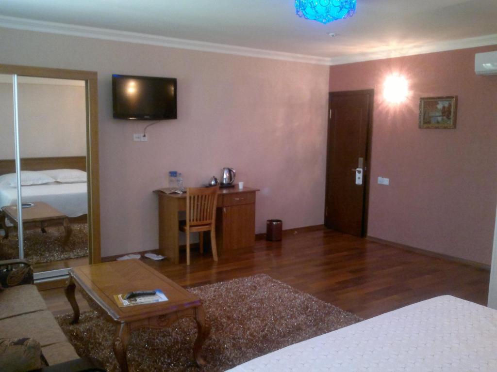 Xudaferin Hotel Baku Room photo