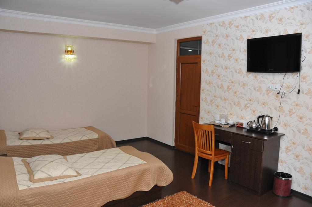 Xudaferin Hotel Baku Exterior photo